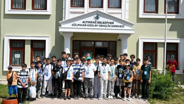 Altındağlı Gençler Erciyes Kampı’na Uğurlandı: Yaz Heyecanı Tüm Hızıyla Sürüyor