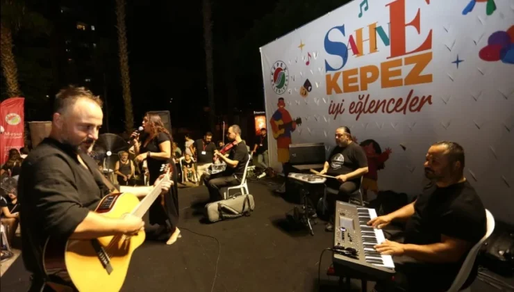 “Sahne Kepez” etkinliği Yenidoğan Mahallesi’nde sanat ve eğlenceyi bir araya getirdi
