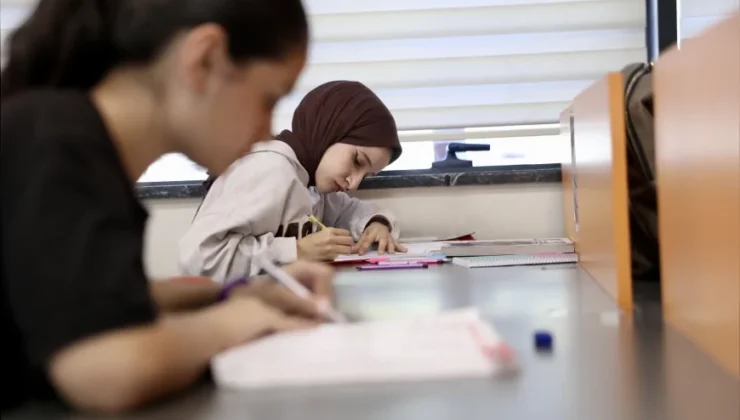 GASMEK, 2025 LGS’de 153 öğrencisini Fen, Anadolu ve Sosyal Bilimler Liselerine yerleştirdi