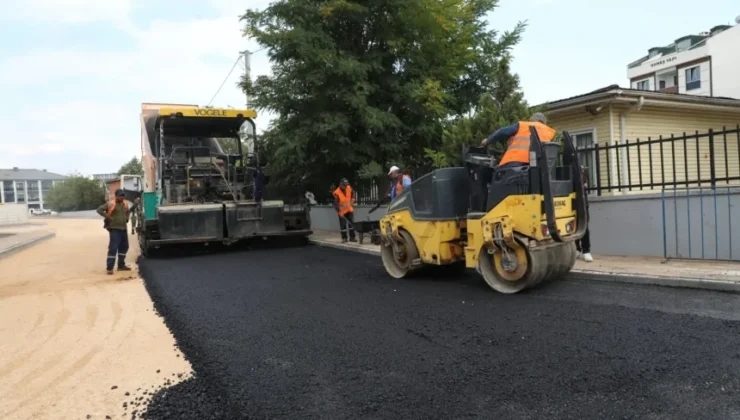 İnegöl’de 4 mahallede 5 sokakta 800 metrelik asfalt çalışması tamamlanıyor