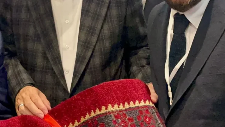 “Pazırık’tan Yağcıbedir’e” El Dokuma Halı ve Kilim Sergisi İzmir’de: Türklerin Kadim Dokuma Sanatı Ziyaretçilerini Bekliyor