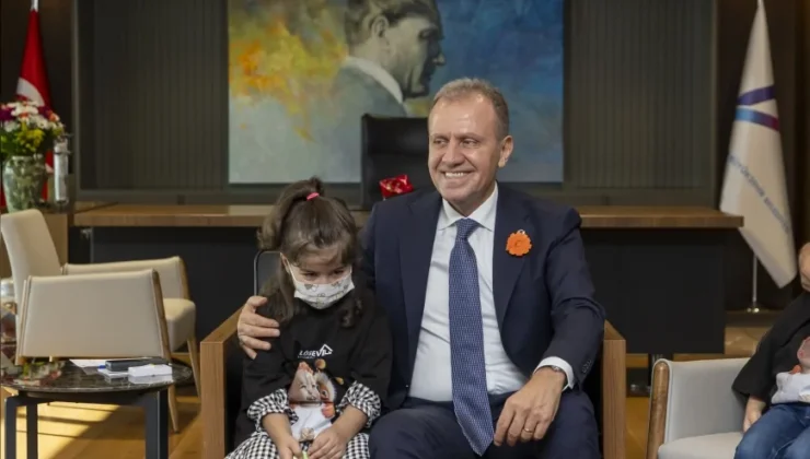 Mersin Büyükşehir Belediye Başkanı Vahap Seçer: “Lösemi, Toplumsal Bir Sorun”