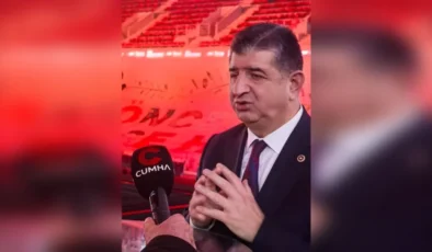 CHP 39’UNCU OLAĞAN KURULTAYINDA CAVİT ARI: “PARTİ PROGRAMIMIZ İKTİDARA YÜRÜYEN BİR PARTİNİN YOL HARİTASINI ORTAYA KOYUYOR”