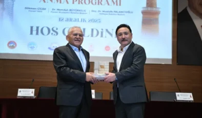 Kayseri Büyükşehir Belediye Başkanı Dr. Memduh Büyükkılıç: “Şehrimizin Mimarı Melik Muhammed Gazi’ye Layık Olacağız”